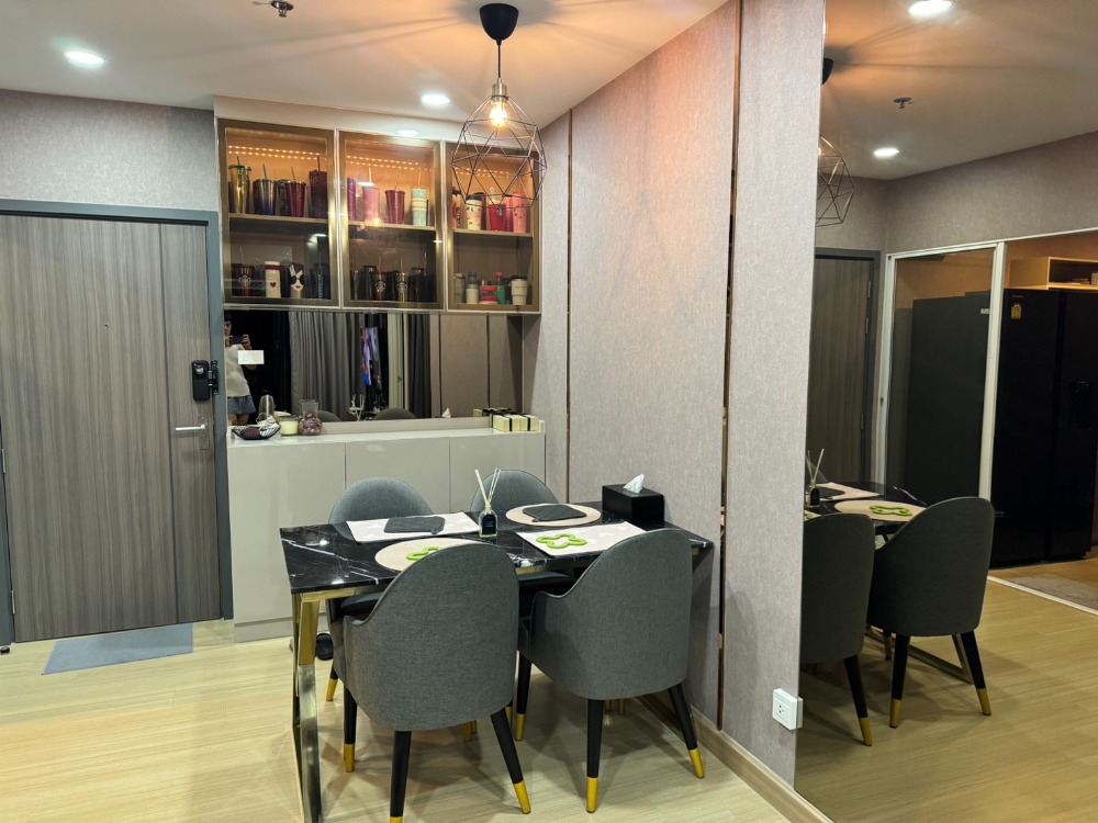 For SaleCondoRamkhamhaeng, Hua Mak : Condo for sale Supalai Veranda Ramkhamhaeng, 2 bedrooms, 2 bathrooms, size 59 sq m, Building C, 17th floor, with furniture and electrical appliances.