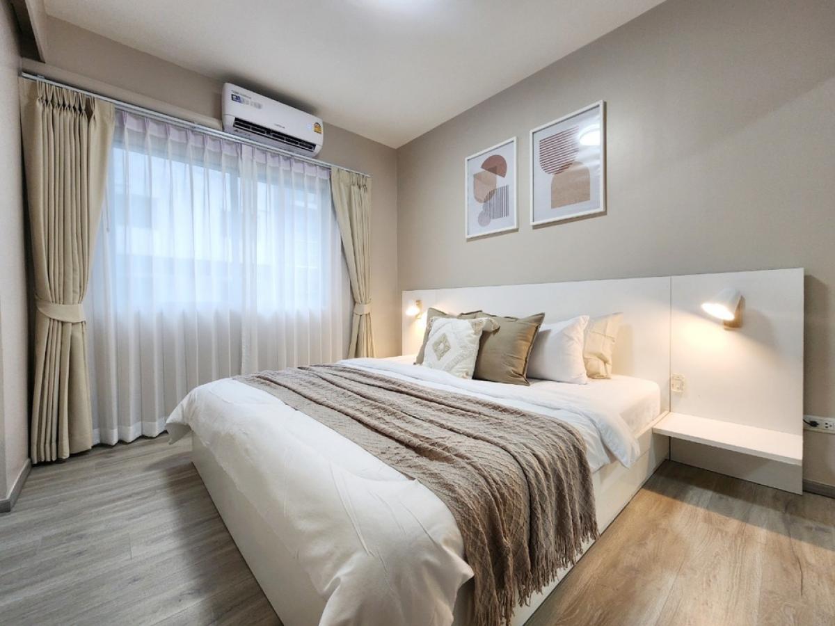 For SaleCondoRama9, Petchburi, RCA : ✅Cheap sale 𝐂𝐨𝐧𝐝𝐨 𝐀 𝐒𝐩𝐚𝐜𝐞 𝐀𝐬𝐨𝐤𝐞 𝐑𝐚𝐭𝐜𝐡𝐚𝐝𝐚 1 bedroom, 1 bathroom, area 35 sq m, 11th floor, Building F, price 2,350,000 baht 🚇Mrt Rama 9🎁🛎Hurry up and book now💠Beautifully decorated room❣️Free transfer fee