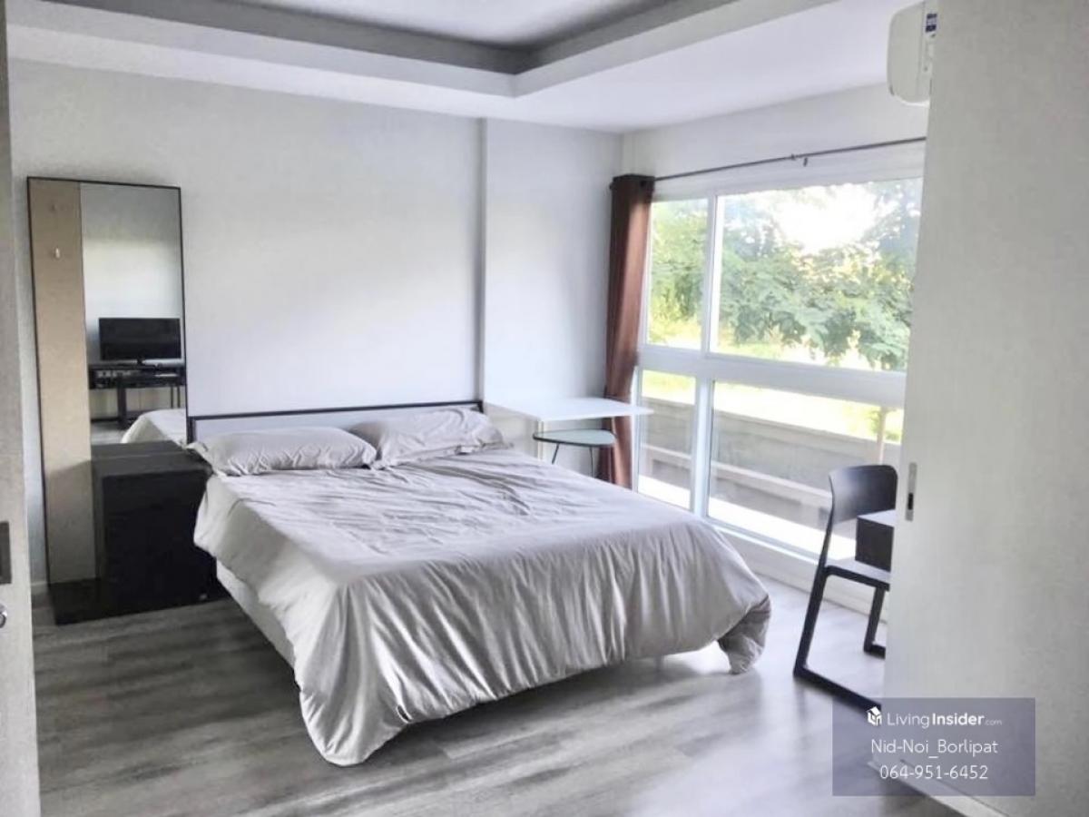 For RentCondoChaengwatana, Muangthong : 🏡Double lake condominium Muang Thong🌈Size 35 sq m., 2nd floor🌈Rental price: 10,000.-/month- - - - - - - - - - - - - - - - - - - - - -🌈Electrical appliances as shown in the picture• Two-month security deposit, one month in advance. Minimum contract 1 year•