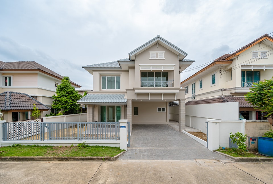 For SaleHouseRama5, Ratchapruek, Bangkruai : For sale - Newly decorated second-hand house, Thara Ratchaphruek-Pinklao project.