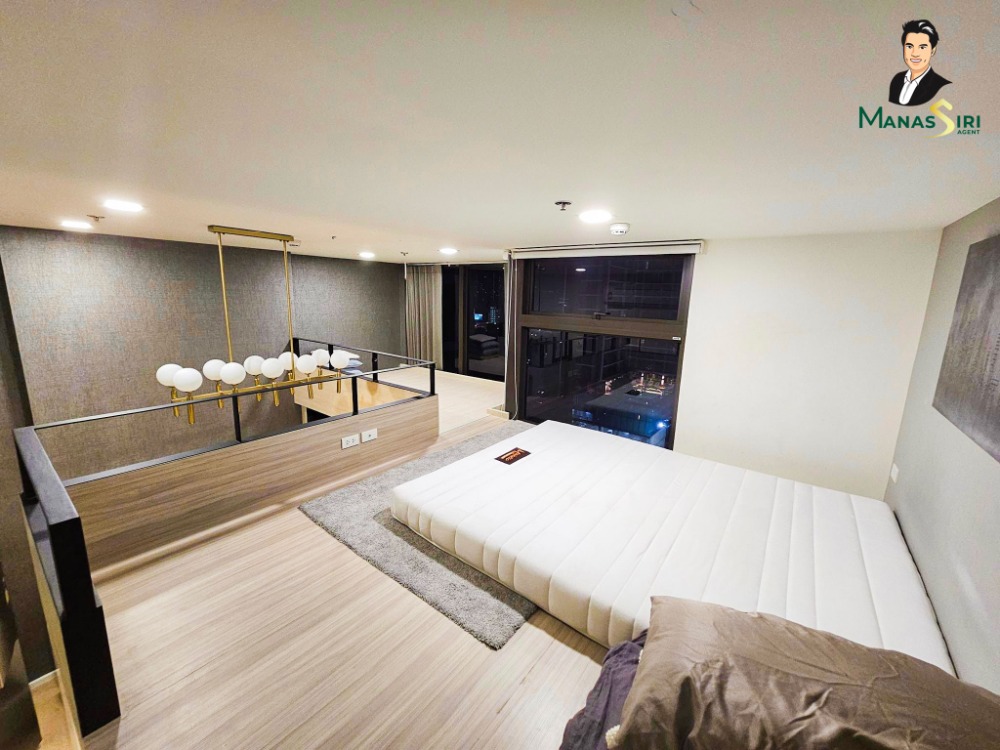 For RentCondoRama9, Petchburi, RCA : Chewathai Residence Asoke: Loft style room, size 45 sq.m., fully furnished, ready to move in.