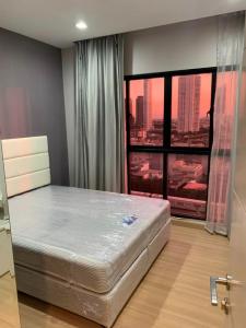 For RentCondoWongwianyai, Charoennakor : Condo for rent Urbano Absolute Sathorn - Taksin near BTS Krung Thonburi.