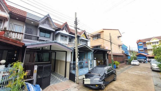 For SaleTownhouseMin Buri, Romklao : 2-story townhouse for sale Sirinthep Village9 Ramkhamhaeng Rat Phatthana Road Rat Phatthana Subdistrict, Saphan Sung District, Bangkok