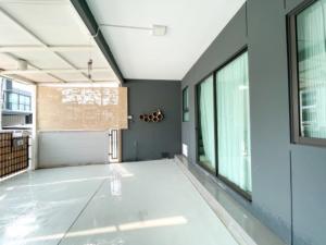 For RentTownhouseRathburana, Suksawat : Pleno Suksawat 30 Project 2 for rent! Townhome, minimalist style