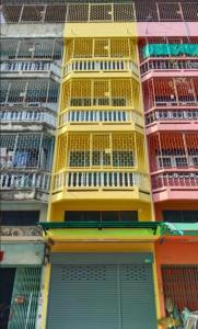 For RentShophouseRathburana, Suksawat : Shophouse for rent, Soi Suksawat 14/4, suitable for business, home office.