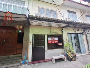 For SaleHouseThaphra, Talat Phlu, Wutthakat : Cheap sale, 2-story shophouse, near Talat Phlu Food Center, commercial building, good location, Soi Thet Thai 20/1.