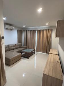 For RentHousePattaya, Bangsaen, Chonburi : For rent The Complete Sriracha 185/43