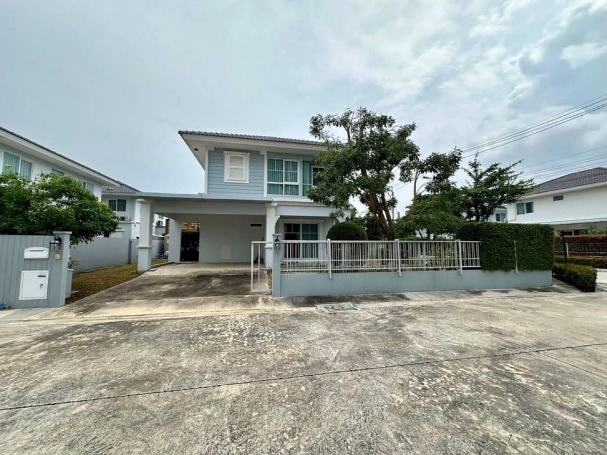 For RentHouseSamut Prakan,Samrong : 📣Single house for rent, Chaiyapruek Village, Srinakarin, near Paolo Hospital Samut Prakan, ready to move in