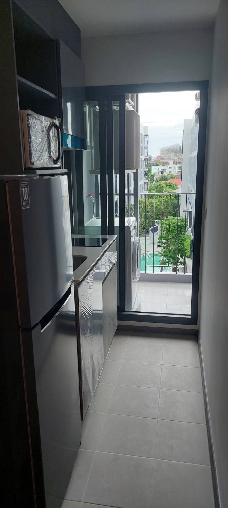 For RentCondoKasetsart, Ratchayothin : Aspire Ratchayothin Condo for rent 30.70 Sqm. 1 Bed 1 Bath Corner room Pool view