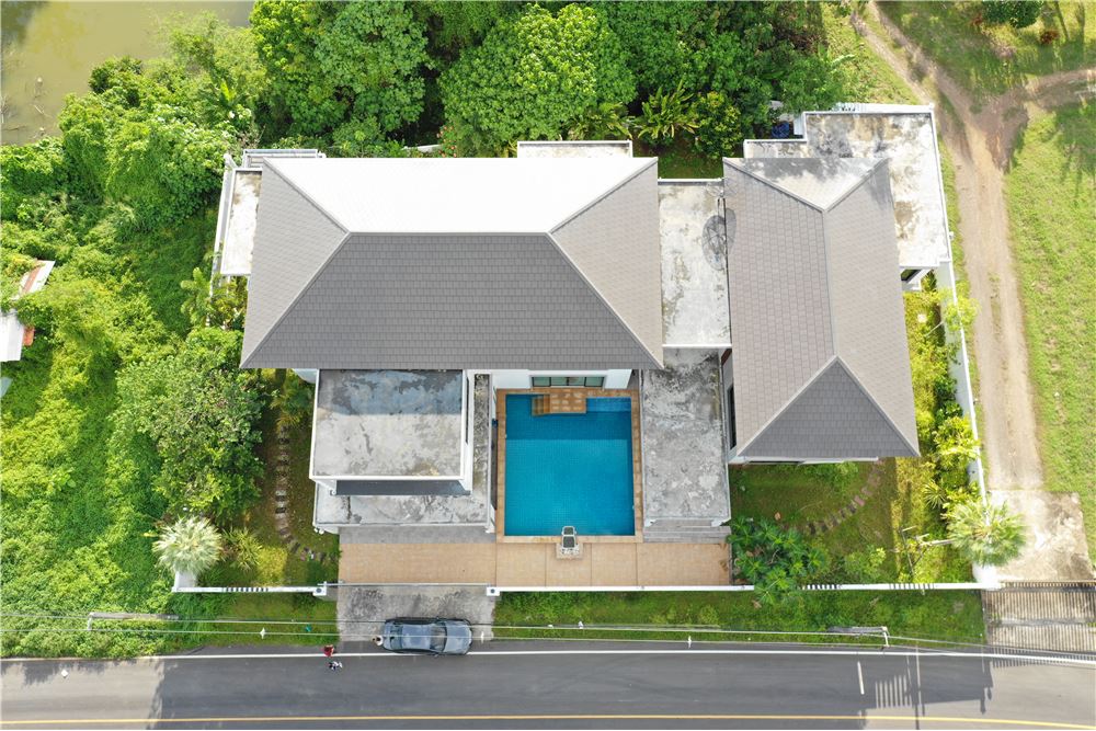 ขายบ้านกระบี่ : Luxurious pool villa in krabi town