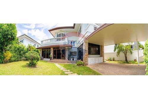 ขายบ้านภูเก็ต : 4 Beds House in Chalong, Phuket.