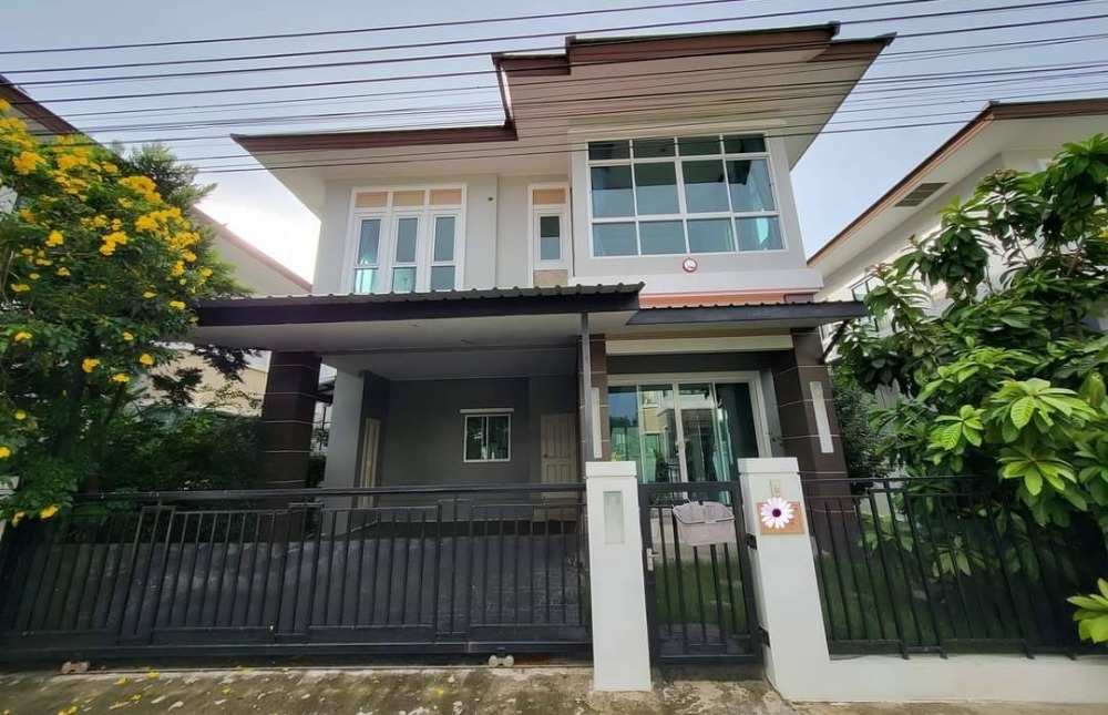 For RentHouseNonthaburi, Bang Yai, Bangbuathong : 2-story detached house for rent, 54 sq m. Laddaville 4 Project Ban Kluai Sai Noi Rd., Nonthaburi, near Central Westgate.