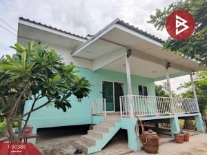 For SaleHouseNakhon Sawan : Single house for sale, area 1 rai 2 ngan 50 square wah, Takhli, Nakhon Sawan.