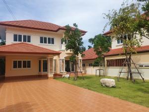 For RentHouseRayong : House for rent in far from Tesco Lotus Banchang