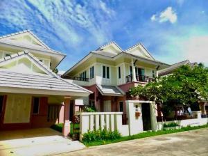 For SaleHouseRamkhamhaeng, Hua Mak : Single house for sale in Thai-Bali resort style, area 80.6 sq m., near Krungthep Kreetha Road, Ramkhamhaeng, fully furnished. Ready to move in