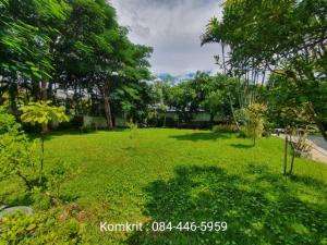 For SaleLandChaengwatana, Muangthong : Land for sale in Ngamwongwan, Soi Tim Land, area 412 square meters, beautiful, very good location.