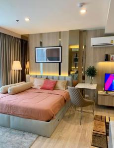 For RentCondoBangna, Bearing, Lasalle : Condo for rent Ideo Mobi Sukhumvit Eastpoint – 15,000/month, contact Sharp, call and Line: 0829299526