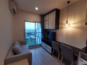 For RentCondoRatchadapisek, Huaikwang, Suttisan : 👑 Noble Revolve Ratchada👑 1 bedroom, 1 bathroom, 26 sq m. Built-in room, beautiful and livable. Complete electrical appliances