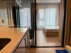 For RentCondoRama9, Petchburi, RCA : Life Asoke-Rama 9 (Life Asoke-Rama 9) | MRT Rama 9 |  Studio Big room, fully furnished, receive for 6 months, 20,000 baht