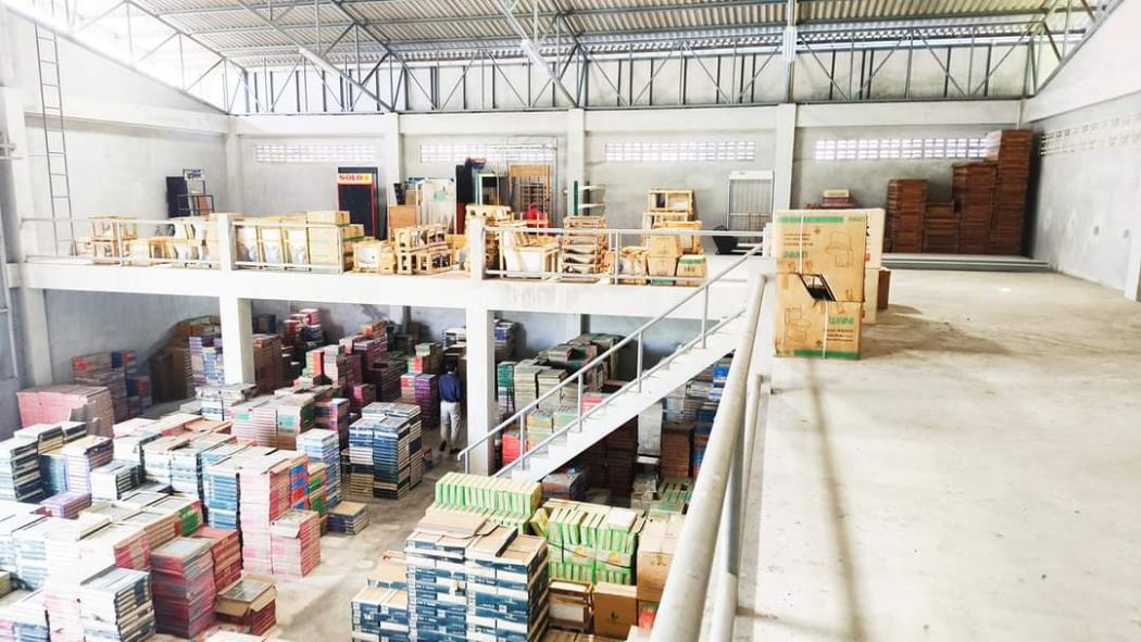 For RentWarehouseNakhon Si Thammarat : Warehouse for rent in Nakhon Si Thammarat, area 480 sq m., 109 sq wa, airy, good ventilation