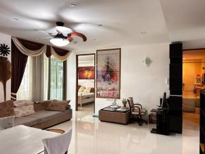 For SaleCondoPattaya, Bangsaen, Chonburi : 4 bedrooms for sale at The Sanctuary Wongamat Condominium.