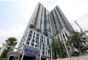 For RentCondoThaphra, Talat Phlu, Wutthakat : 🔥🔥Condo for rent, Metro Sky Wutthakad (Metro sky wutthakad), near Wutthakat BTS station, 350 meters, 15th floor, area 23 sq m. Rent 7,500 baht/month, 1 year rental contract, 1 month in advance, 2 month warranty, has a mattress- Curtains - air conditioner 