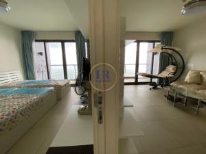 For RentCondoPattaya, Bangsaen, Chonburi : Zire Wongamat 1 bedroom 1 bathroom for rent Stunning sea view