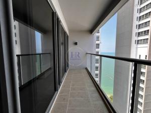 For SaleCondoPattaya, Bangsaen, Chonburi : Zire Wongamat beachfront condo Studio for sale in Pattaya