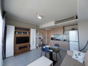 For RentCondoPattaya, Bangsaen, Chonburi : Zire Wongamat. 1 bedroom  For rent.