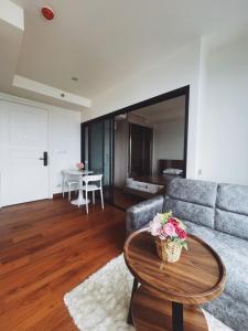 For RentCondoSathorn, Narathiwat : ++ For rent ++ Altitude Symphony Charoen Krung *New room, ready to move in* 🔥Rental price 22,000 baht/month🔥