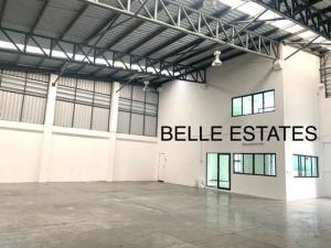 For RentWarehousePathum Thani,Rangsit, Thammasat : Warehouse for rent in Lam Luk Ka Warehouse in new, luxurious condition