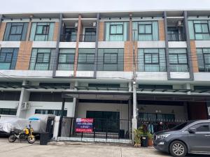 For SaleTownhouseMin Buri, Romklao : Townhome for sale, Trio Rom Klao, Bangkok, ready to move in.