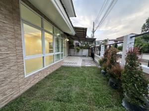 For SaleHouseSriracha Laem Chabang Ban Bueng : For sale: 2-storey detached house near Central Sriracha, Assumption, J-Park Huai Yai Phrom, Sriracha, Chonburi