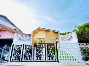 For SaleTownhouseBang kae, Phetkasem : Beautiful single-storey house for sale, ready to move in, width 6 meters, area 22 sq m., Sai 2 Bang Khae