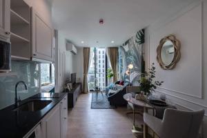 For SaleCondoSukhumvit, Asoke, Thonglor : Condo for sale Noble Recole Sukhumvit 19 BTS Asoke Selling price 6.6 million baht  1 bedroom, 1 bathroom 35 sq.m. 7th floor