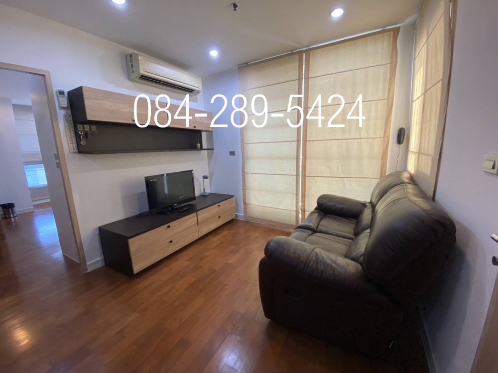 For RentCondoSilom, Saladaeng, Bangrak : Condo for rent, Baan Siri Silom, size 45 square meters, near BTS Surasak