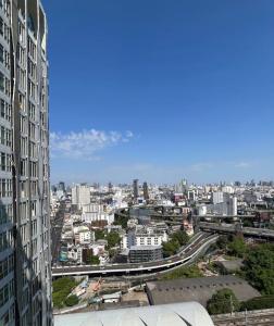 For RentCondoRatchathewi,Phayathai : Condo for rent IDEO Verve, Ideo Verve Ratchaprarop, 21st floor, size 37 sq m., next to Airport Link, near BTS Phaya Thai