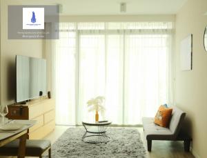 For RentCondoSilom, Saladaeng, Bangrak : For rent at Siamese Surawong  Negotiable at @condo600 (with @ too)