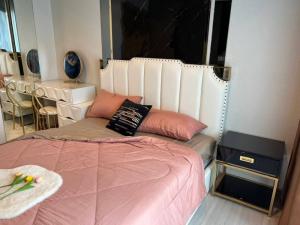 For RentCondoRama9, Petchburi, RCA : For Rent  Life Asoke Rama 9 666