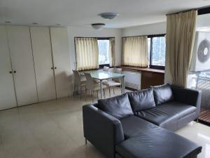 For SaleCondoSukhumvit, Asoke, Thonglor : For sale condo Thonglo Tower A, 17th floor duplex (S03-1538)