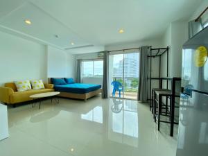 ให้เช่าคอนโดพัทยา บางแสน ชลบุรี สัตหีบ : Trio gems condo jomtien