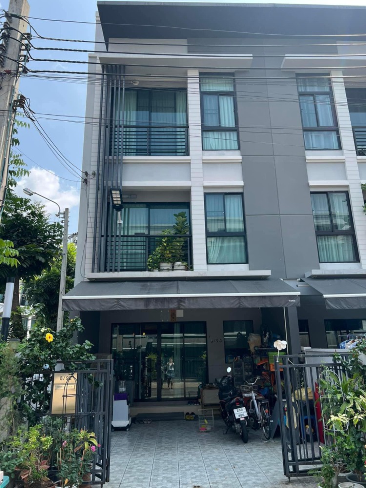 For SaleTownhouseChaengwatana, Muangthong : Baan Klang Muang Ngamwongwan / 3 Bedrooms (SALE) FAH062