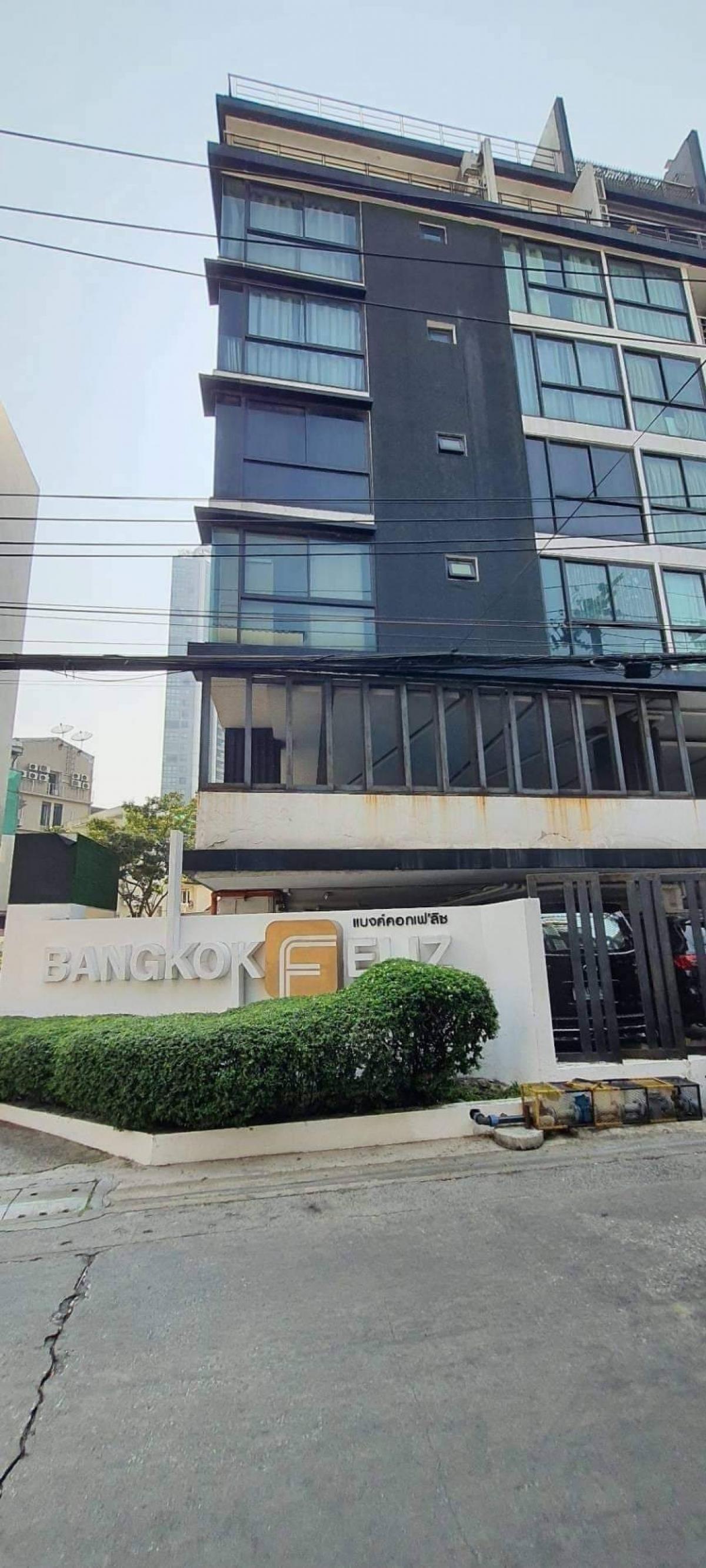 For RentCondoOnnut, Udomsuk : 🔰Bangkok Feliz Sukhumvit 69🔰Walk from BTS Phra Khanong 50 meters for rent 15,000 baht, room size 30 sq m, 1 bedroom, 1 bathroom, 1 year contract, 2 months deposit, contact Ag. Ruj Tel: 062-356-4564 Line: 0623564564