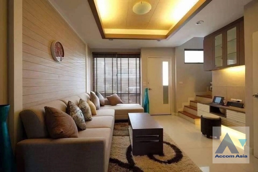 ให้เช่าทาวน์เฮ้าส์/ทาวน์โฮมอ่อนนุช อุดมสุข : 3 Bedrooms Townhouse for Rent in Sukhumvit, Bangkok near BTS Bang Chak at The Private Sukhumvit 97 (AA35270)