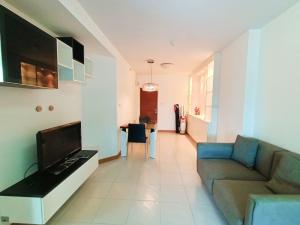 For RentCondoKasetsart, Ratchayothin : Condo for rent, Supalai Park, Kaset Intersection, ready to move in condo, owner's room is not occupied, never rented out before.