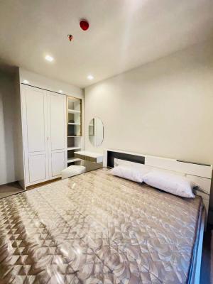 For RentCondoRama9, Petchburi, RCA : For rent Life Asoke Hype 
 [New room] [Beautifully decorated] 
 High floor, beautiful view