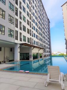 For SaleCondoVipawadee, Don Mueang, Lak Si : Condo for sale, near 2 BTS lines for living or investment, beautiful room, fully furnished, ready to move in, Regent Home 18 project