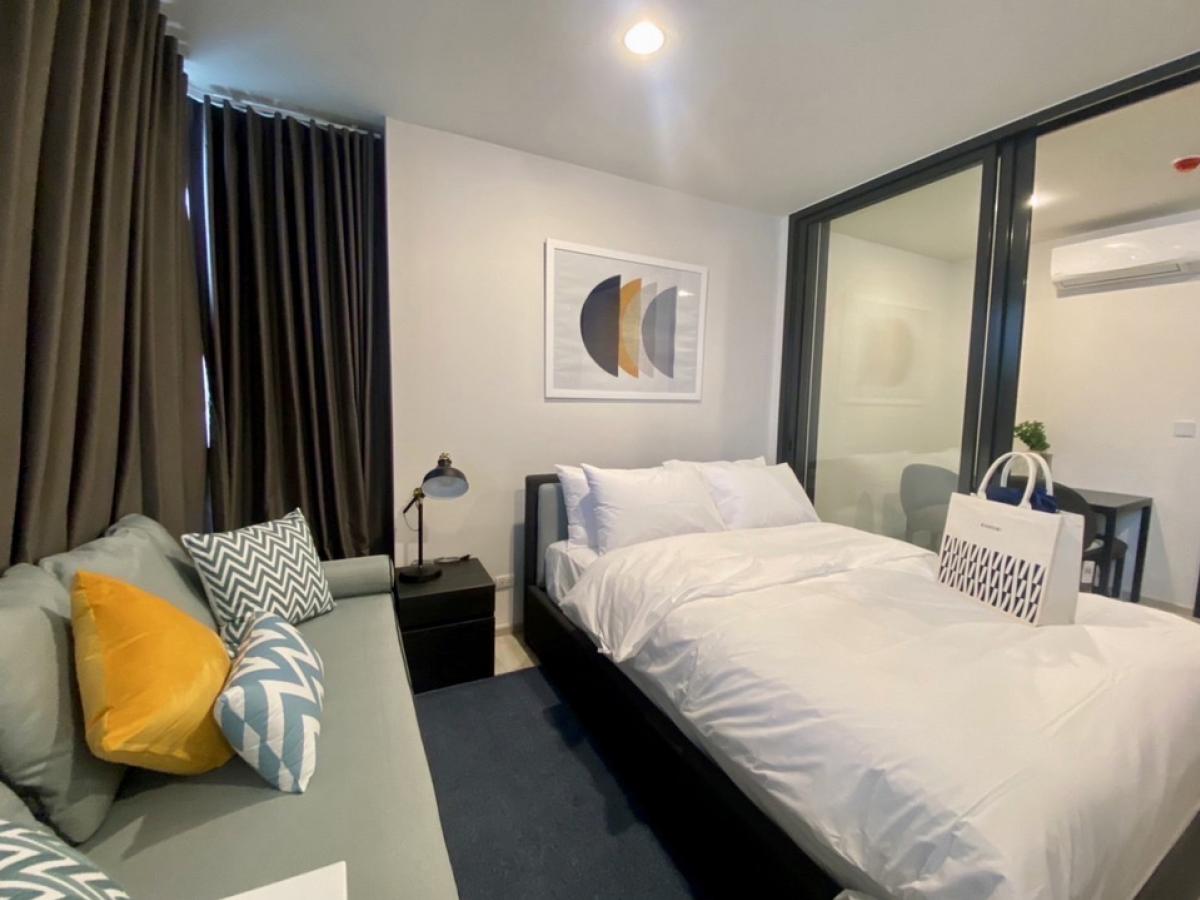 For RentCondoRatchadapisek, Huaikwang, Suttisan : ❤️❤️XT Huai Khwang❤️❤️Beautiful room, very beautiful condo, good location on Ratchada Road, near MRT Huai Khwang, convenient food and dining, interested in booking urgently🥰🥰