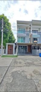 For RentTownhouseKaset Nawamin,Ladplakao : HR1751 Townhouse for rent, 3 floors, corner house, Town Plus project, Kaset-Nawamin, fully furnished, ready to move in