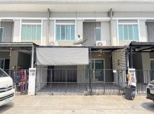 For SaleTownhouseNawamin, Ramindra : For sale: 2-storey townhouse, Pruksa Ville 96, Phahon Yothin-Phetkasem, area size 18.7 sq m, width 5.7 m, near expressway